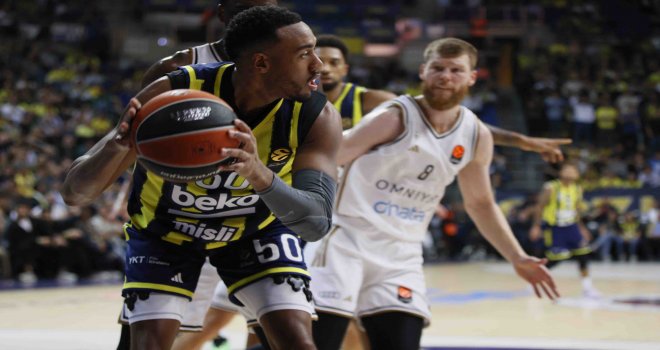 Fenerbahçe Beko evinde Dubai'ye farklı kaybetti