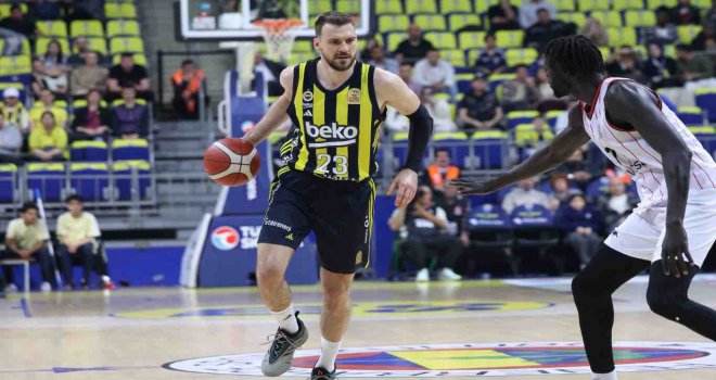 Fenerbahçe Beko son periyotta sonuca gitti