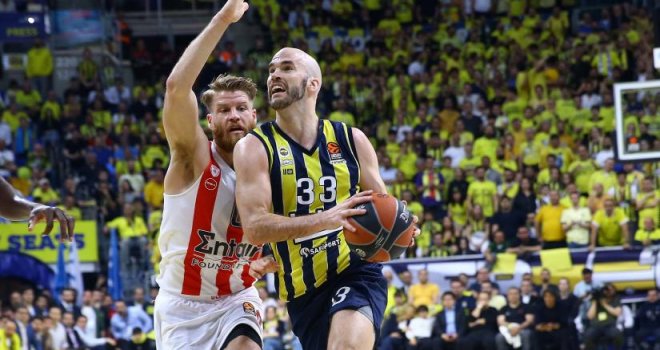 Fenerbahçe Beko son saniyede yıkıldı
