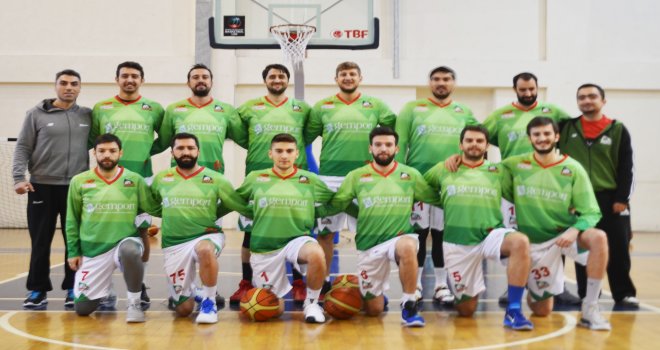 Gemlik Basketbol rövanşı aldı liderliğe yükseldi