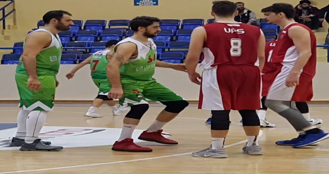 Gemlik Basketbol, UPS'i deplasmanda yendi liderliğe yükseldi