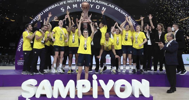 Şampiyon Fenerbahçe Öznur Kablo