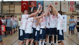 14. Güner Baykal Turnuvası şampiyon Fenerbahçe