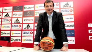 Ataman: Son 5 yılda Türkiye ligine damga vurmuş bir antrenörüm