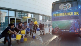Fenerbahçe Ülker, Final-Four için Madrid'e uğurlandı