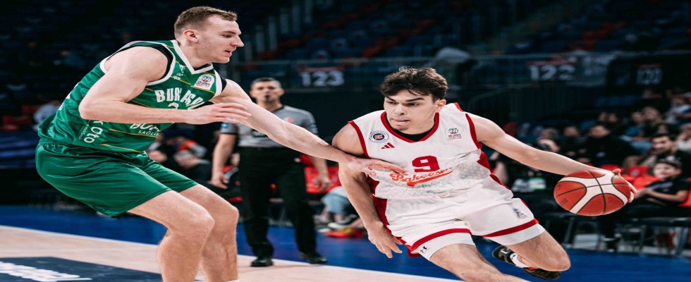 Bahçeşehir Koleji antrenman yaptı...