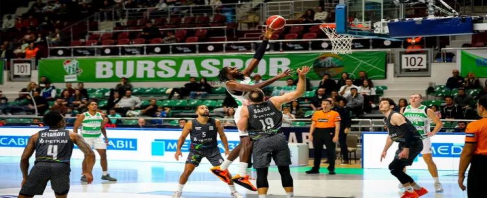 Bursaspor, Aliağa Petkimspor'u geçti