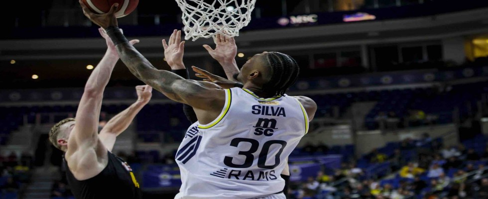 Fenerbahçe, Mersin karşısında hata yapmadı